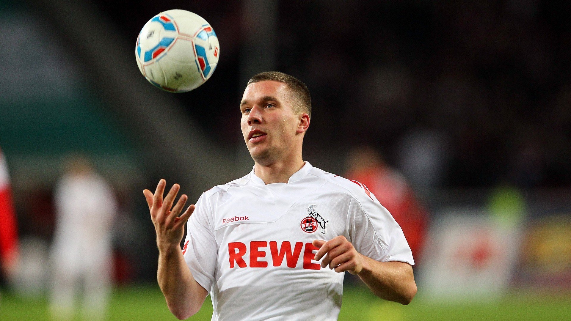 老鹰末节展翅带走湖人，东契奇关键时刻再显巨星本色