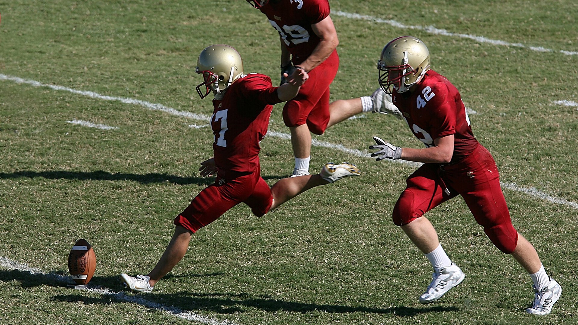 赛道新纪元，法拉利轻取哈斯，周冠宇刷新纪录书写历史